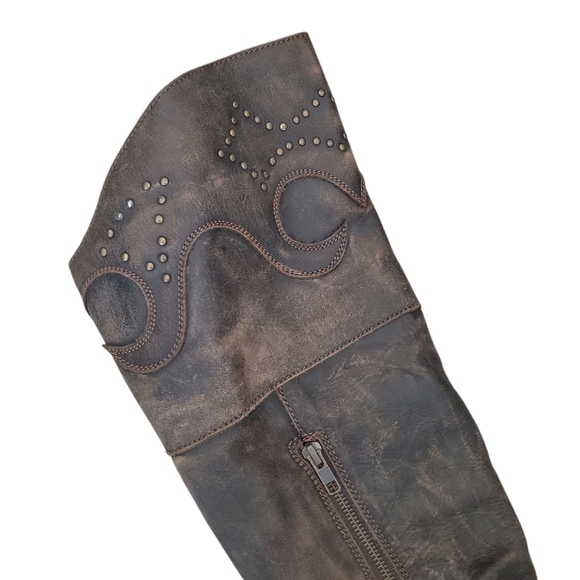 Dan Post Distressed Leather Square Toe Studded Boots Size 7.5 Style 3296 - Picture 3 of 13